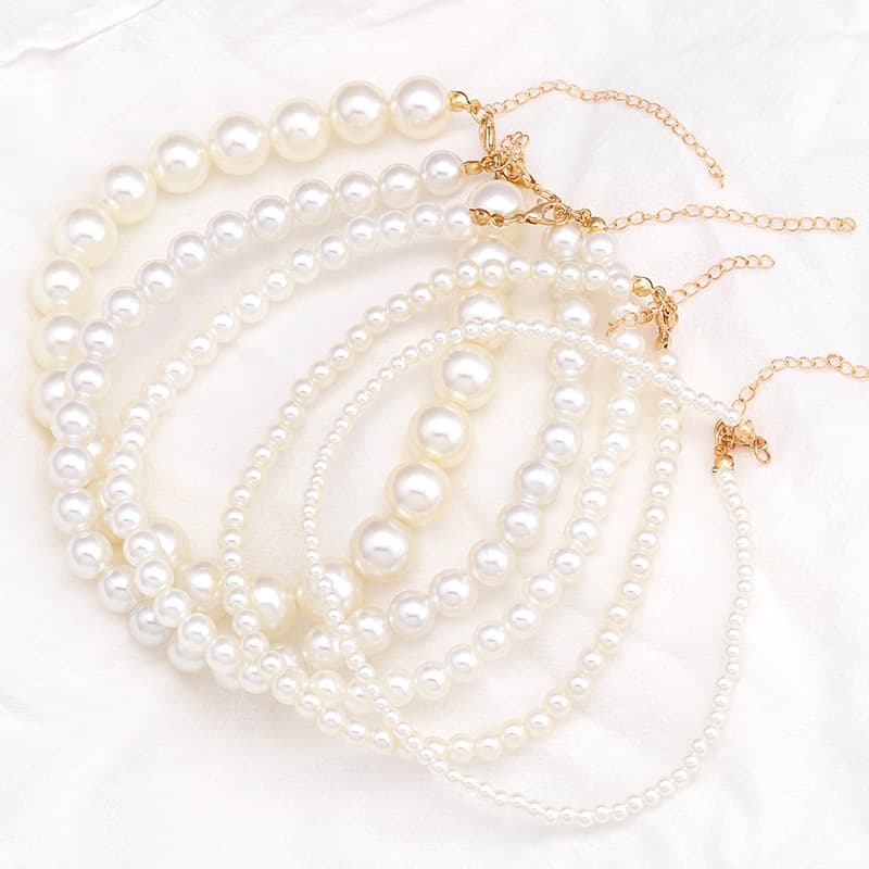 Pearl Minimal Necklace 2